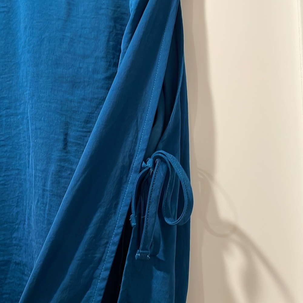 Mossimo Supply Co. Blue Long Sleeve Cut Out Blouse - Picture 2 of 6